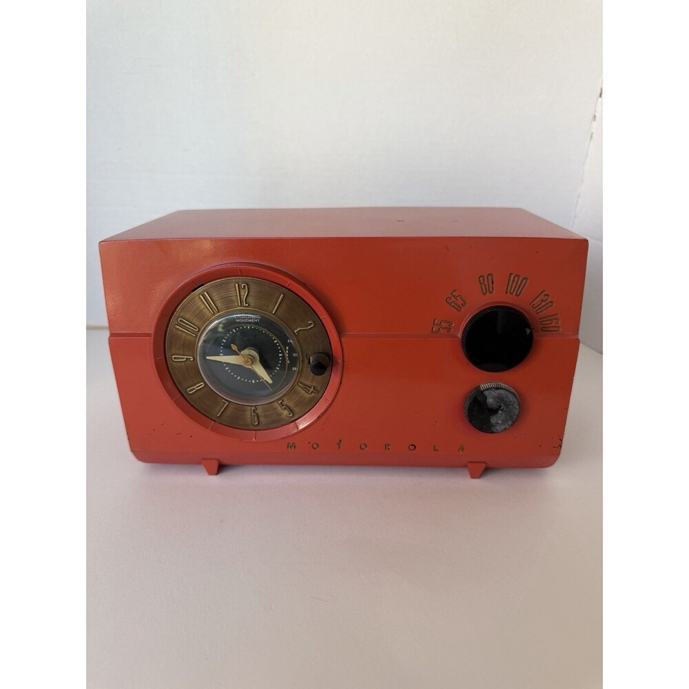 Motorola 53C4 CORAL/RED Tube Clock Radio AM Vintage Mid Century Modern Retro